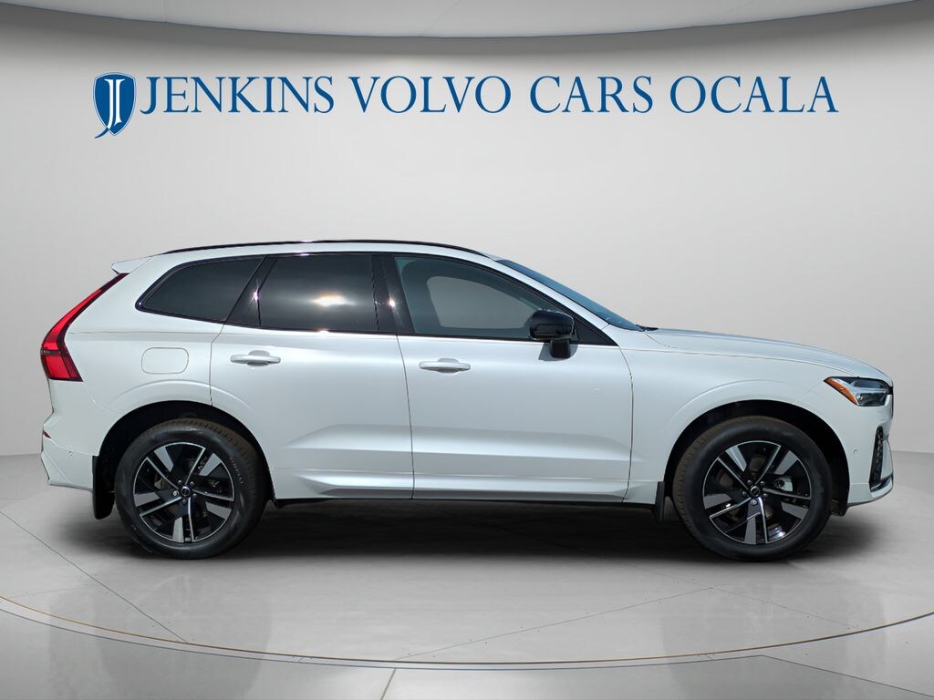 New 2026 Volvo XC60 B5 Plus SUV