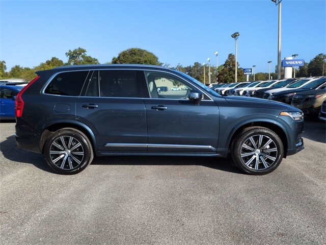 2025 Volvo XC90 Plus photo 3