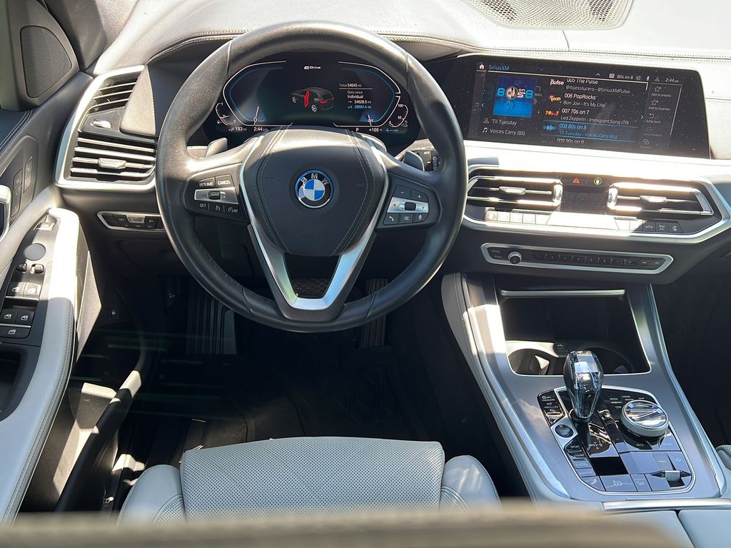 2023 BMW X5 45e - Photo 15