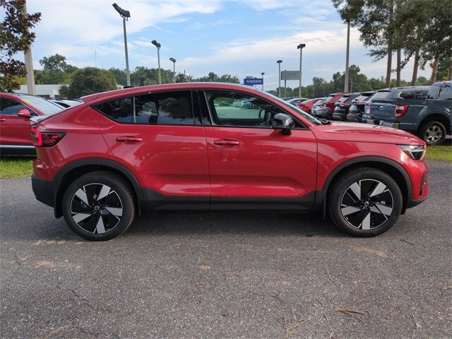 2024 Volvo C40 Recharge photo 3