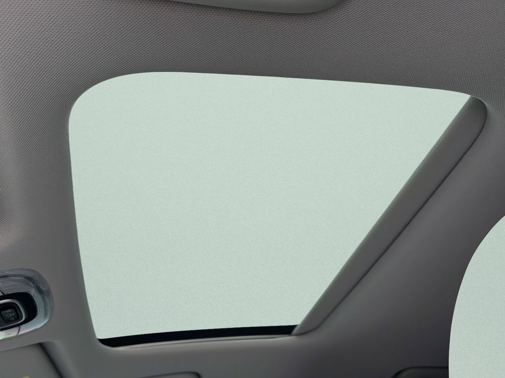2026 Hyundai Kona Limited - Photo 16