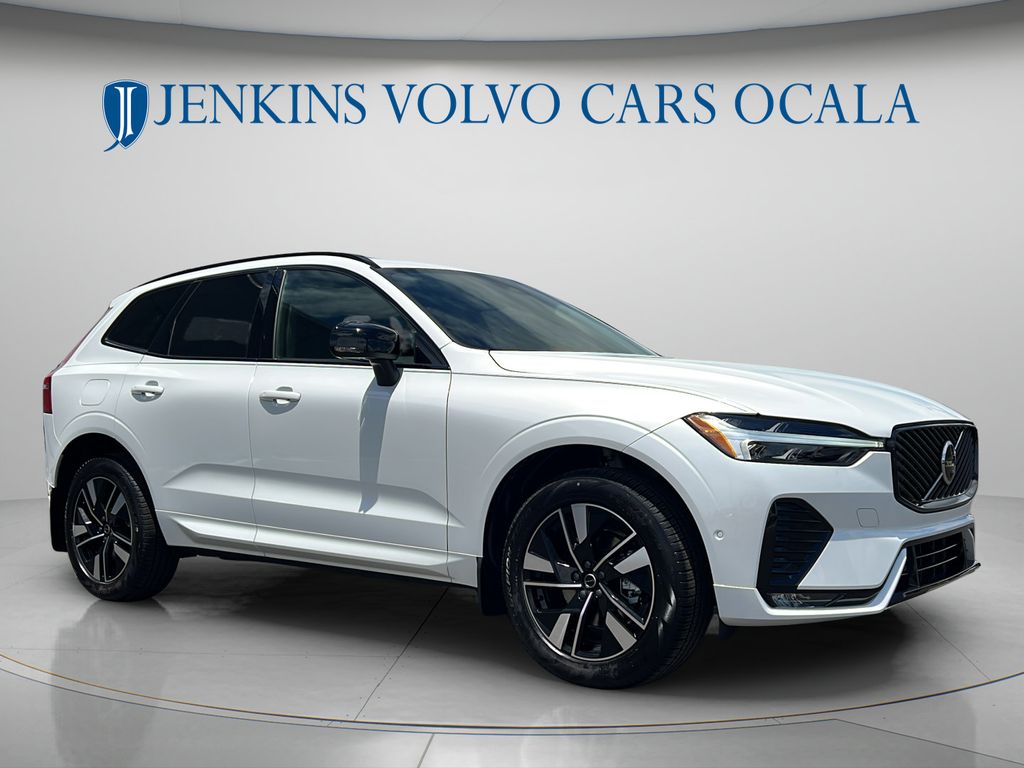 2026 Volvo XC60 B5 Plus
