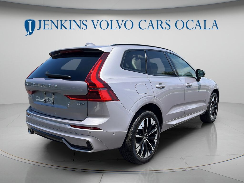 New 2026 Volvo XC60 plug-in hybrid T8 Plus SUV