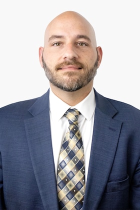 Staff member Steve Cohen from ID_486e690a7009