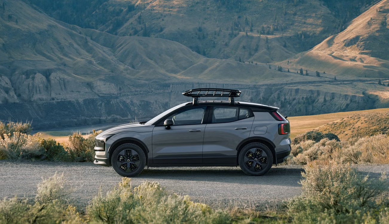 2025-volvo-ex30-profile-outdoors.png