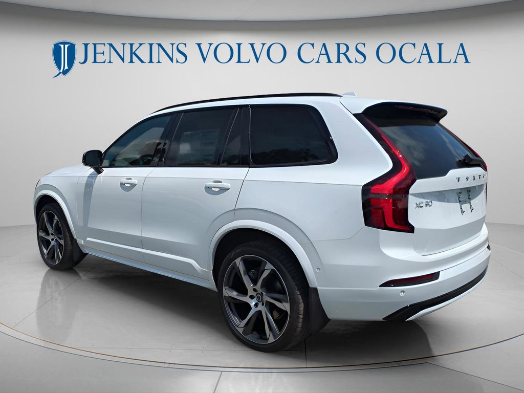 2026 Volvo XC90 Ultra - Photo 6