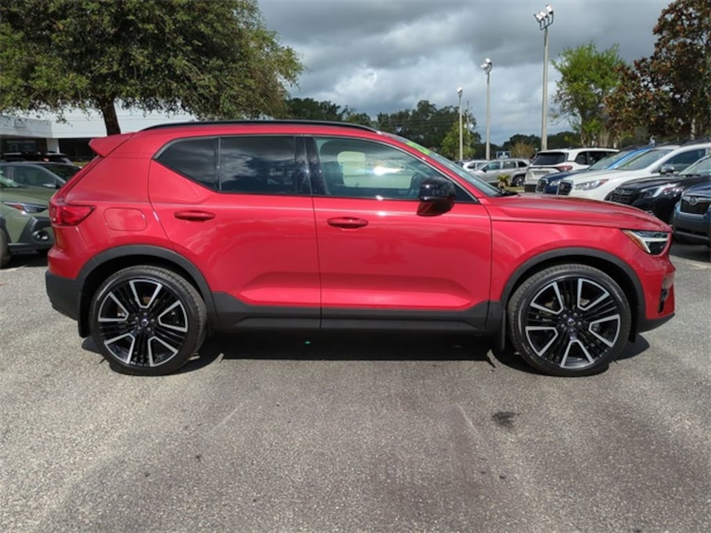 Certified 2023 Volvo XC40 Ultimate SUV