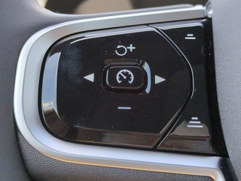 2026 Volvo XC90 Ultra - Photo 24