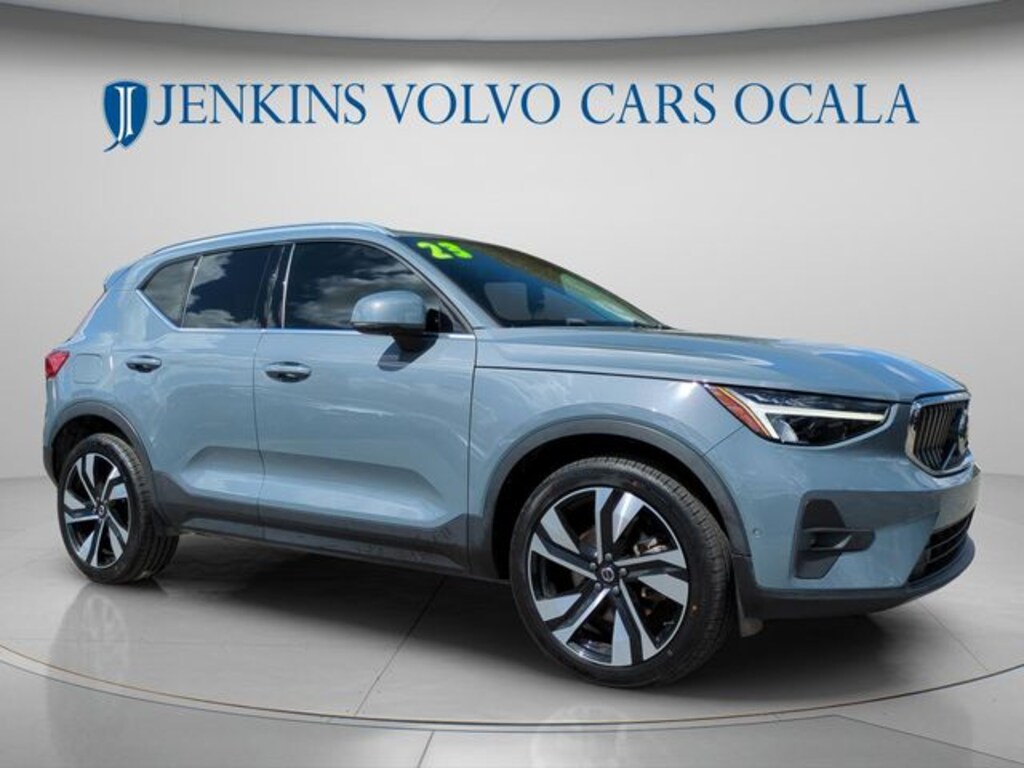 Used 2023 Volvo XC40 B5 Plus Bright Theme SUV
