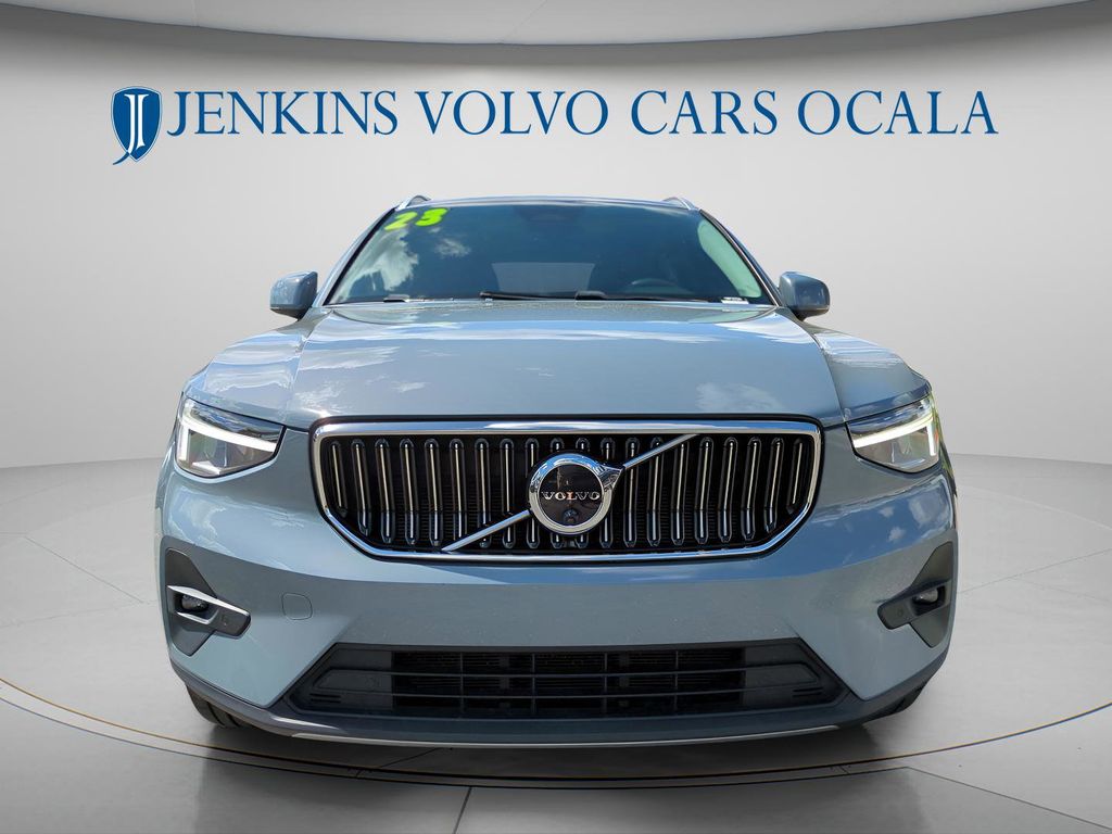 2023 Volvo XC40 Plus - Photo 8