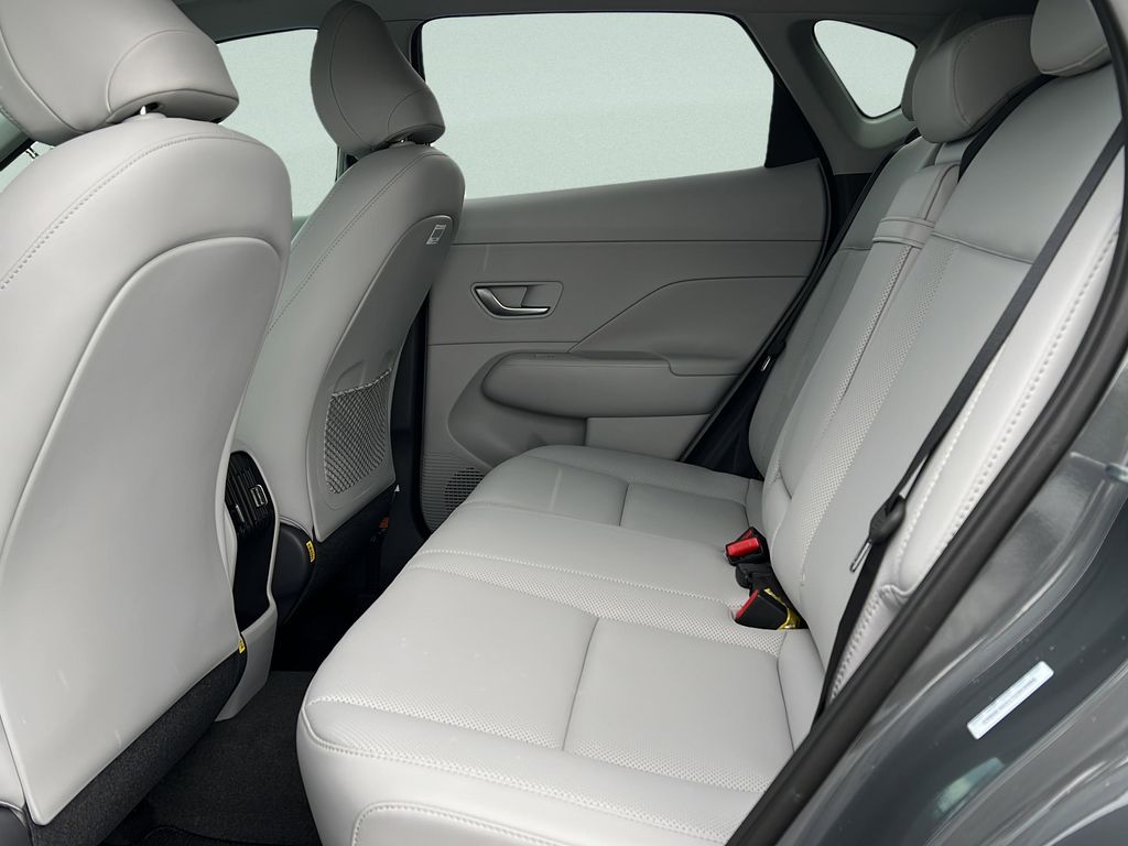 2026 Hyundai Kona Limited - Photo 10
