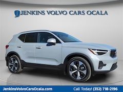 2025 Volvo XC40 B5 Core Bright Theme AWD SUV