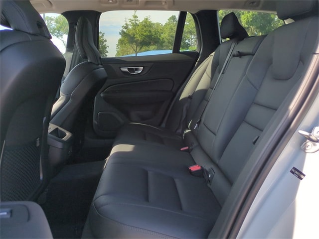 2026 Volvo V60 Cross Country Plus - Photo 13
