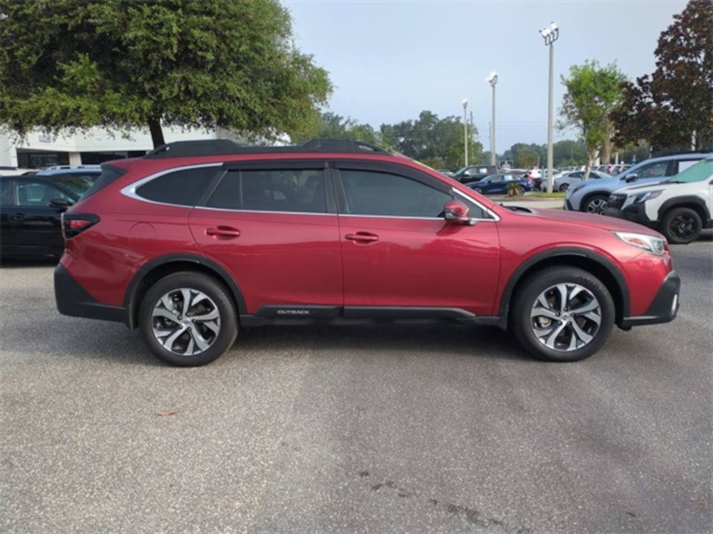 Used 2022 Subaru Outback Limited SUV