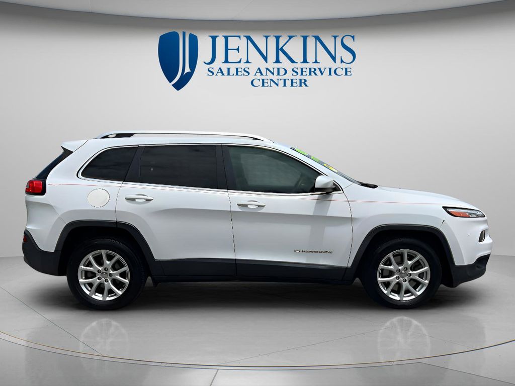 Used 2016 Jeep Cherokee Latitude with VIN 1C4PJLCB3GW373938 for sale in Ocala, FL
