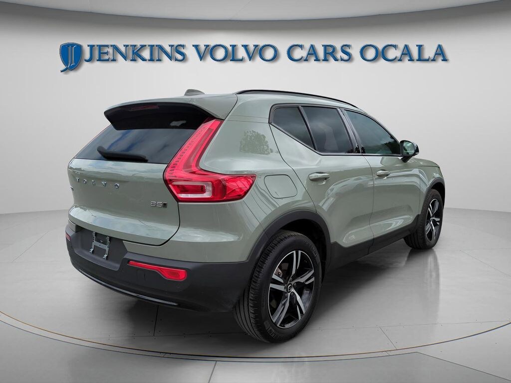 Certified 2024 Volvo XC40 B5 Core SUV
