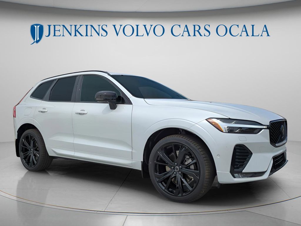 2026 Volvo XC60 B5 Ultra Black Edition Theme AWD's photo