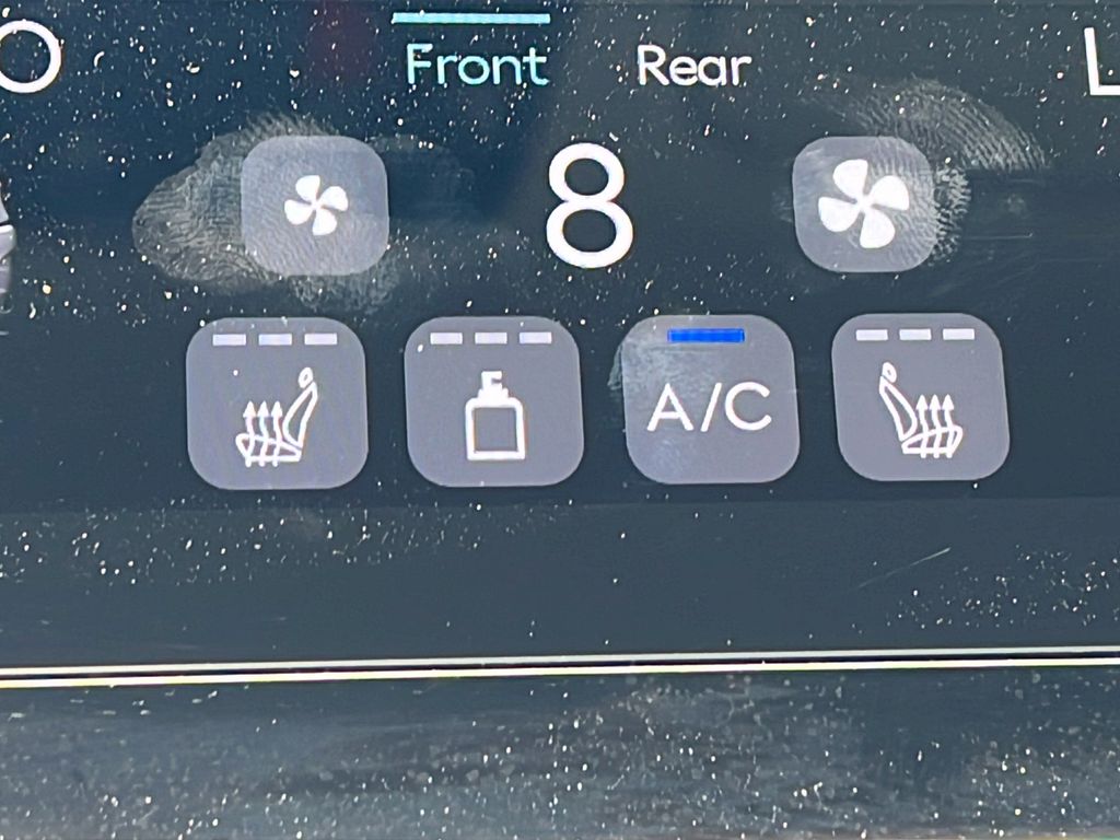2025 GENESIS GV80 Standard - Photo 19