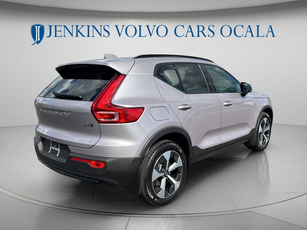 New 2026 Volvo XC40 B5 Plus SUV