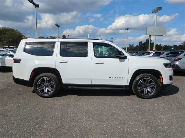 2024 Jeep Wagoneer Series II photo 3