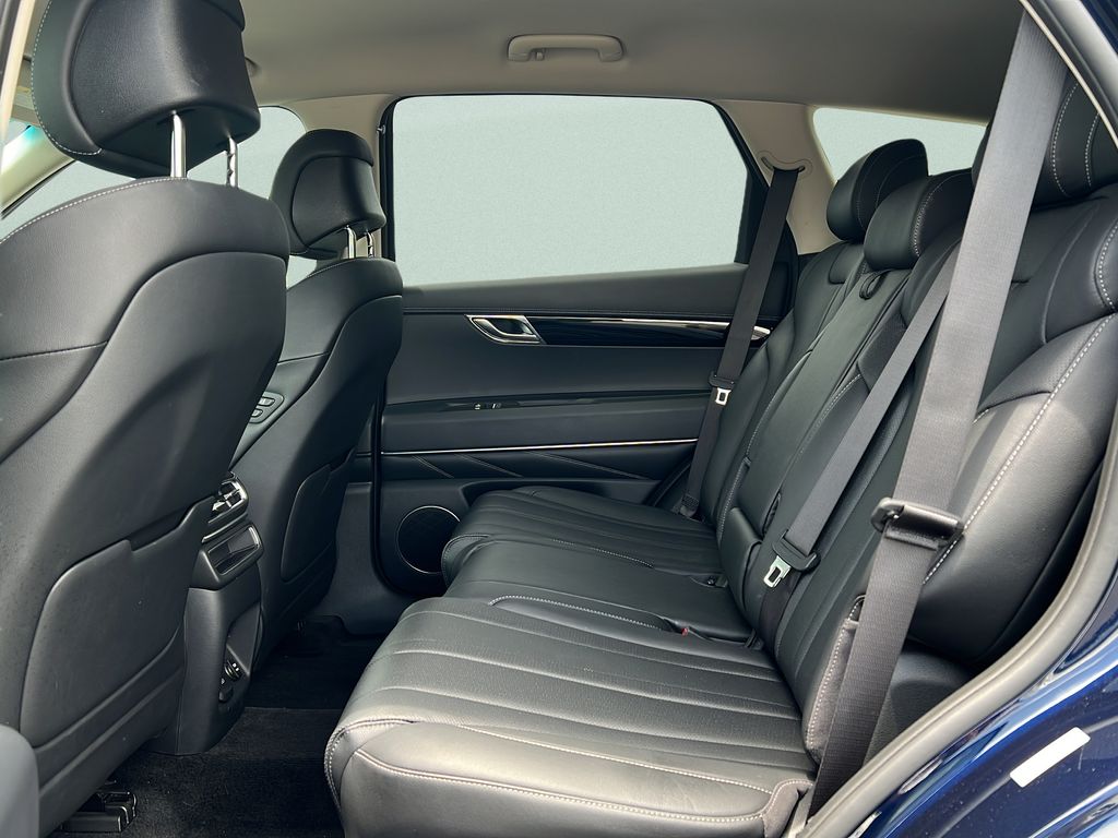 2025 GENESIS GV80 Standard - Photo 10