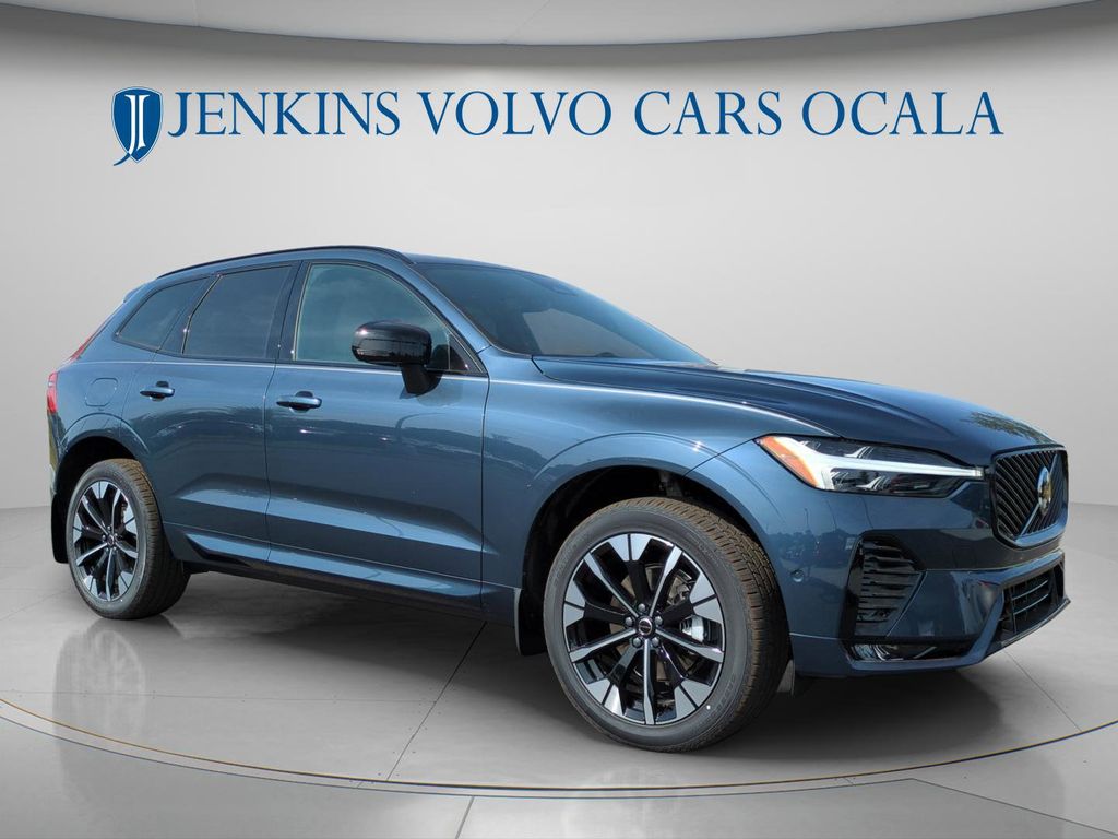 2026 Volvo XC60 B5 Plus Dark AWD's photo
