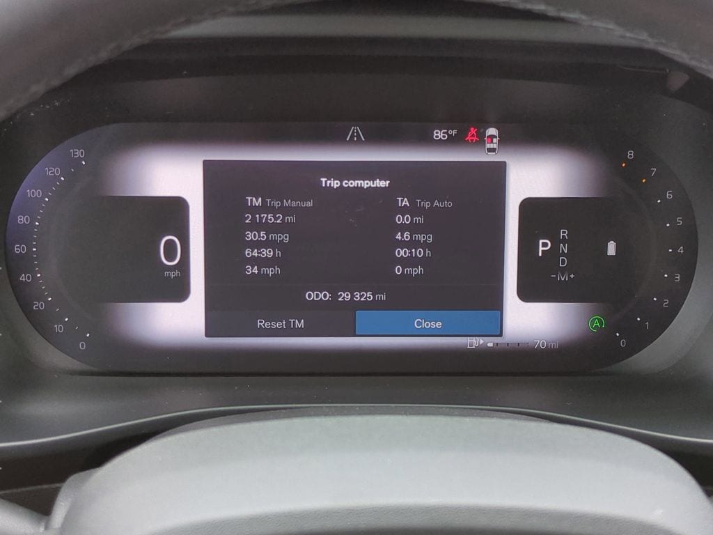 2024 Volvo XC40 Core - Photo 24
