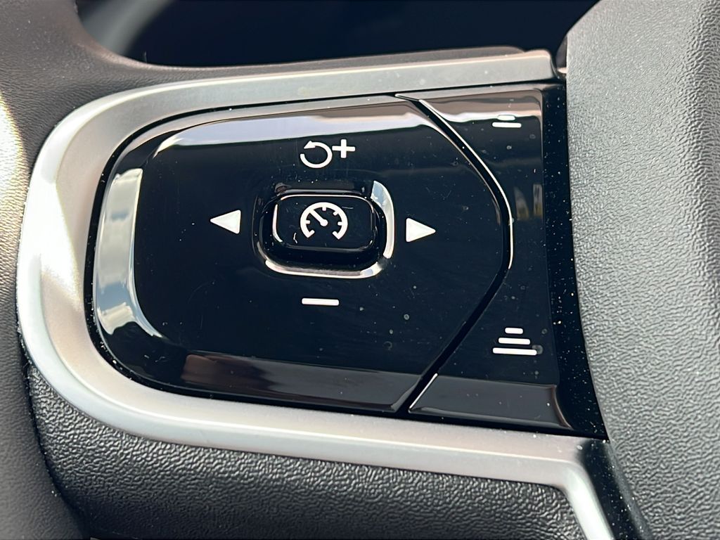 2026 Volvo XC60 Core - Photo 25