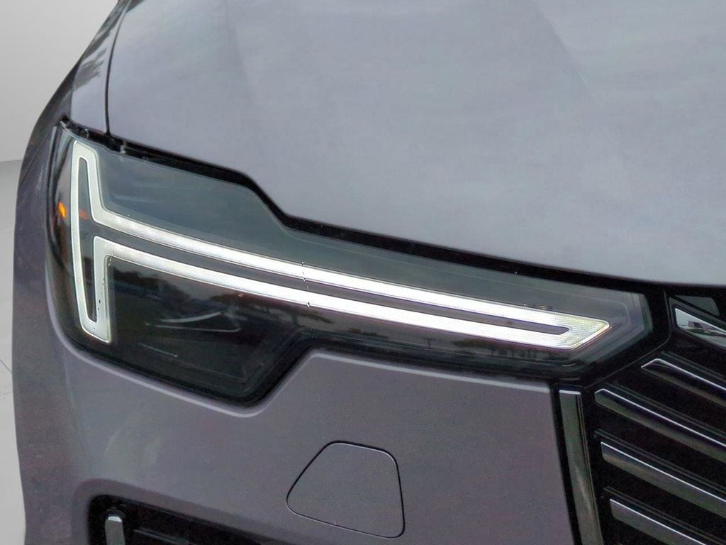 2026 Volvo XC90 Plus - Photo 10