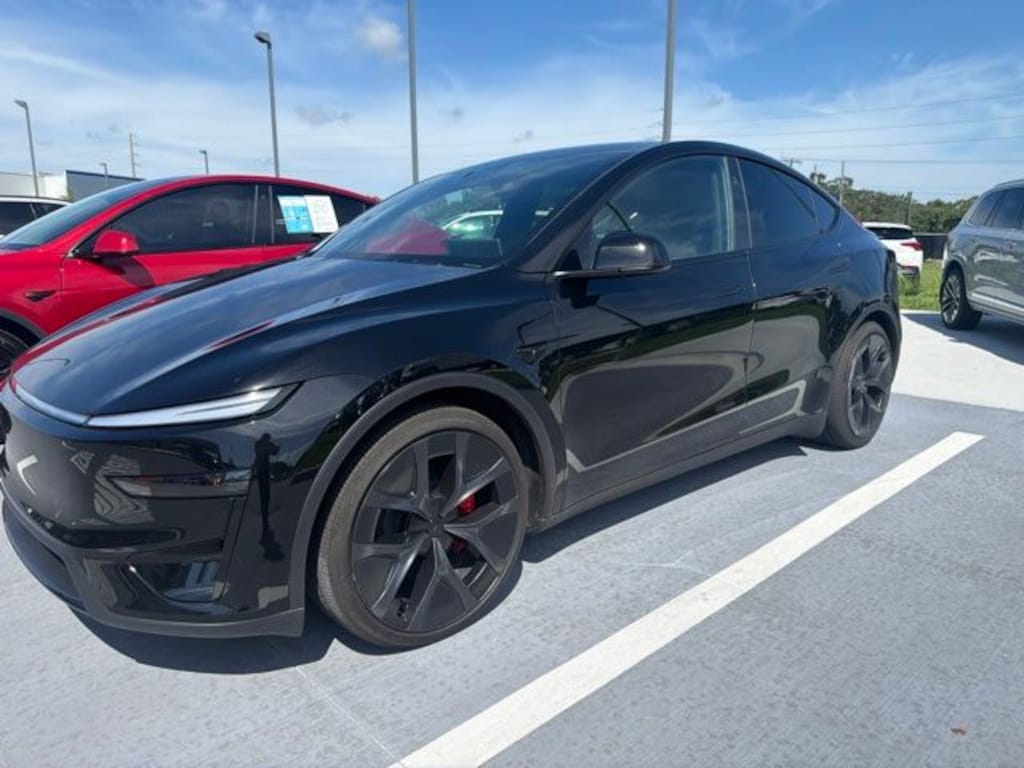 Used 2026 Tesla Model Y SUV