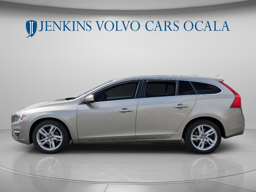 2015 Volvo V60 Premier Plus - Photo 6