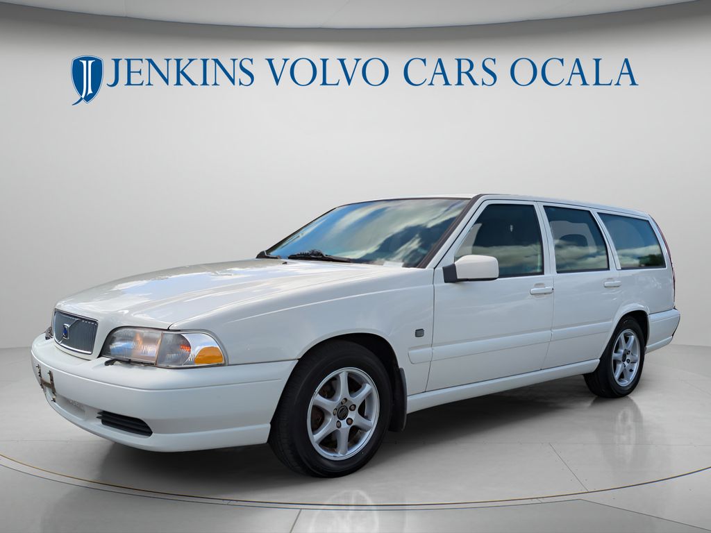 1999 Volvo V70 Base - Photo 7