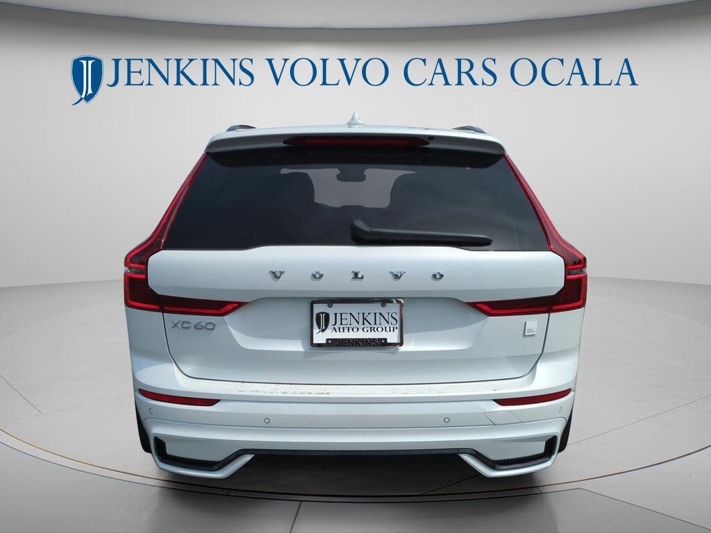 New 2026 Volvo XC60 plug-in hybrid T8 Polestar Engineered SUV
