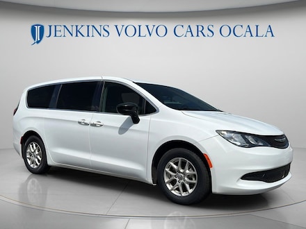 2024 Chrysler Voyager LX Minivan/Van
