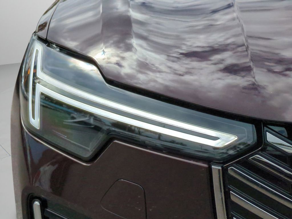 2026 Volvo XC90 Plus - Photo 26