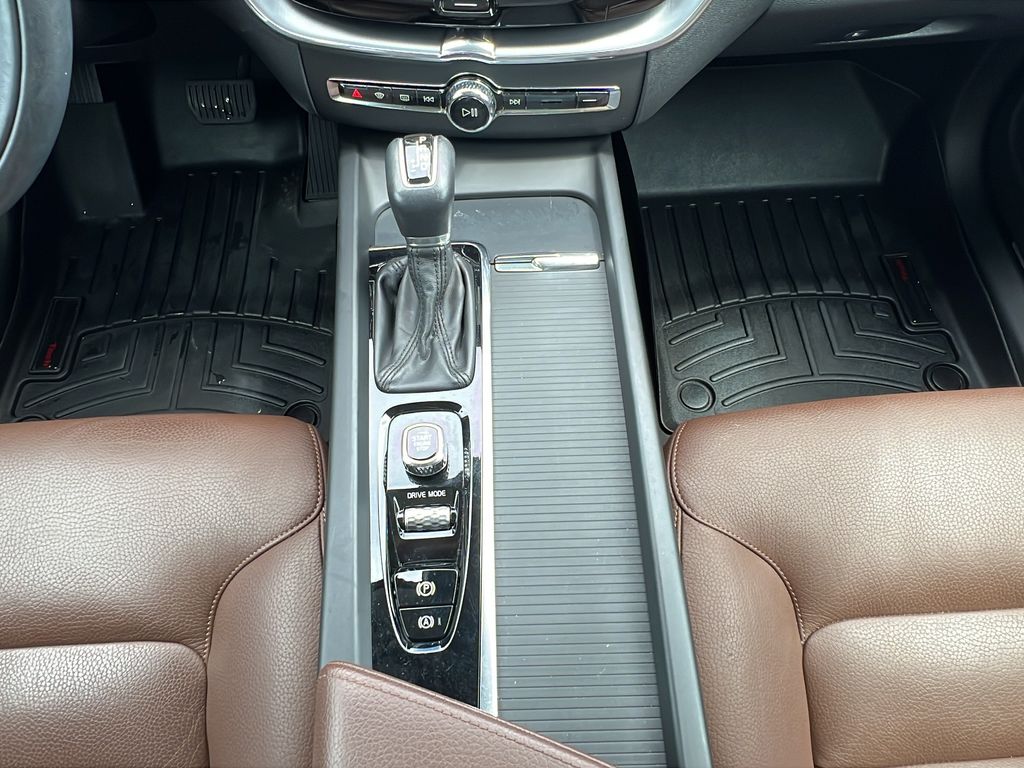 2020 Volvo XC60 Momentum - Photo 15
