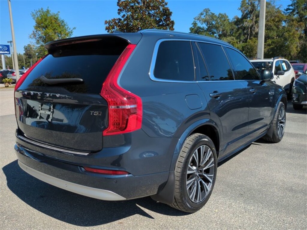 Used 2022 Volvo XC90 T5 Momentum SUV
