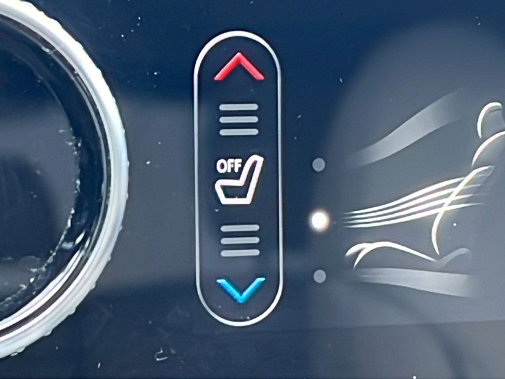 2022 GENESIS GV70 Sport - Photo 28