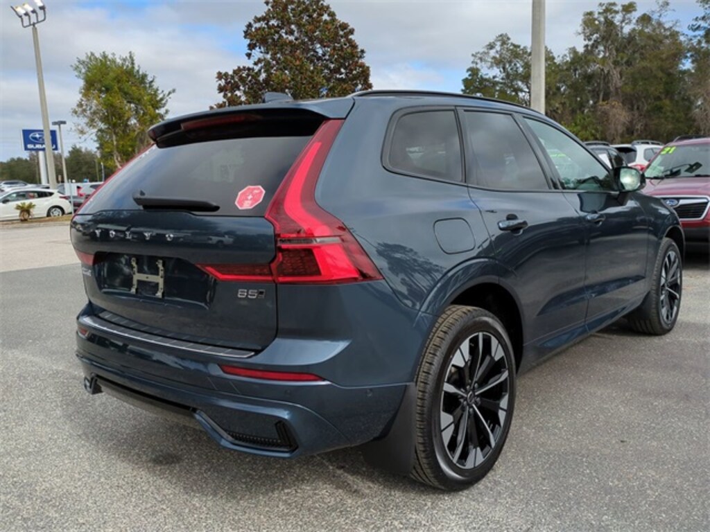 New 2026 Volvo XC60 B5 Plus SUV