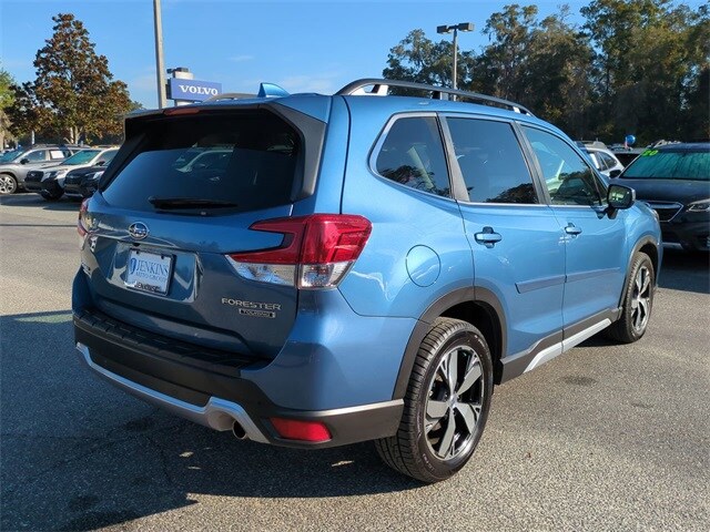 2021 Subaru Forester Touring photo 4
