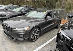 2025 Volvo S60 B5 Core Sedan