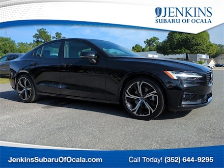 2024 Volvo S60 B5 Plus Dark Theme Sedan