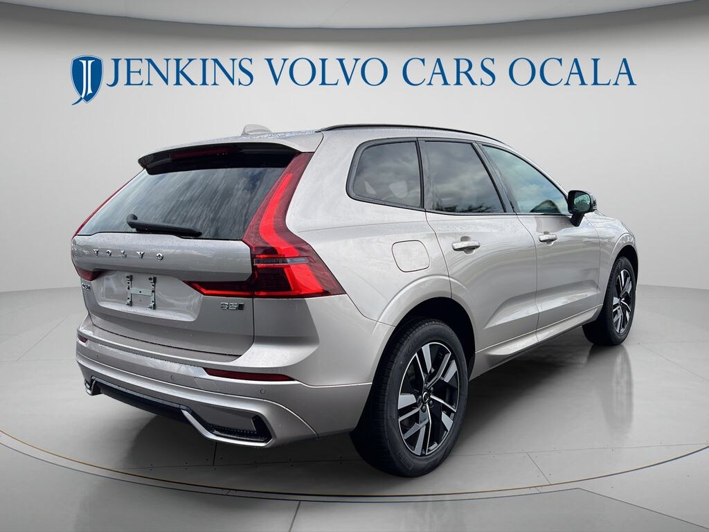 New 2026 Volvo XC60 B5 Core SUV