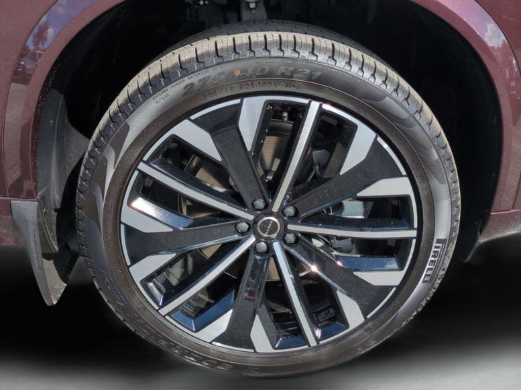 2026 Volvo XC90 Plus - Photo 27