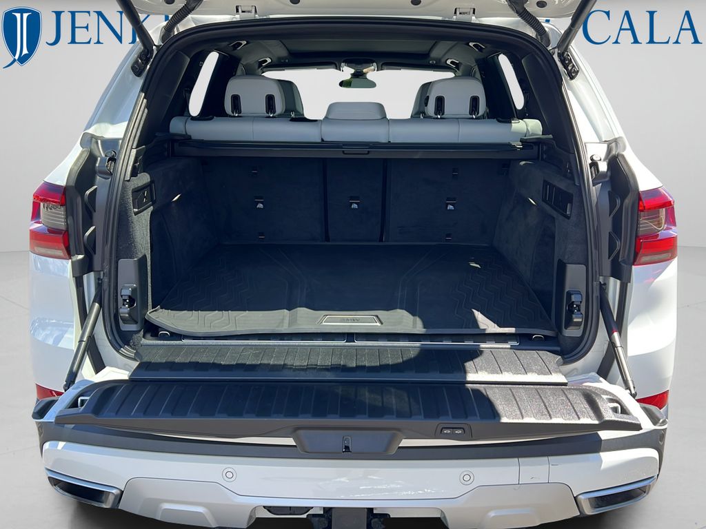 2023 BMW X5 45e - Photo 12