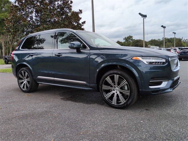 2025 Volvo XC90 T8 Plus photo 2