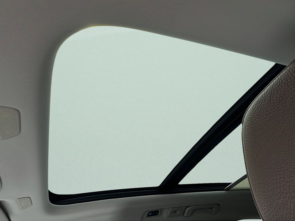 2020 Volvo XC60 Momentum - Photo 16