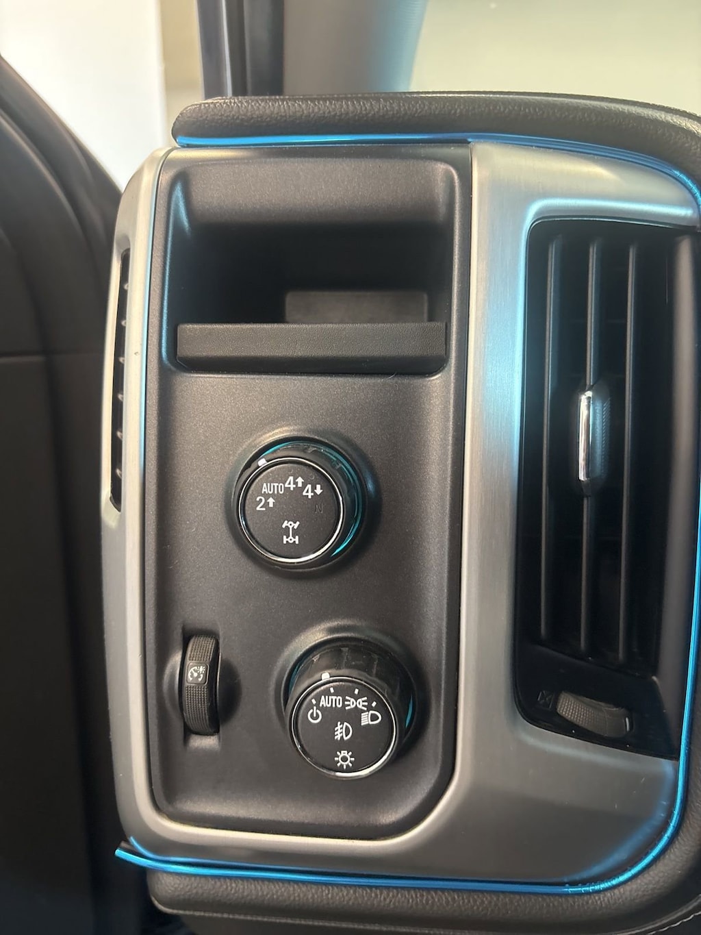 Used 2018 GMC Sierra 1500 SLT Truck