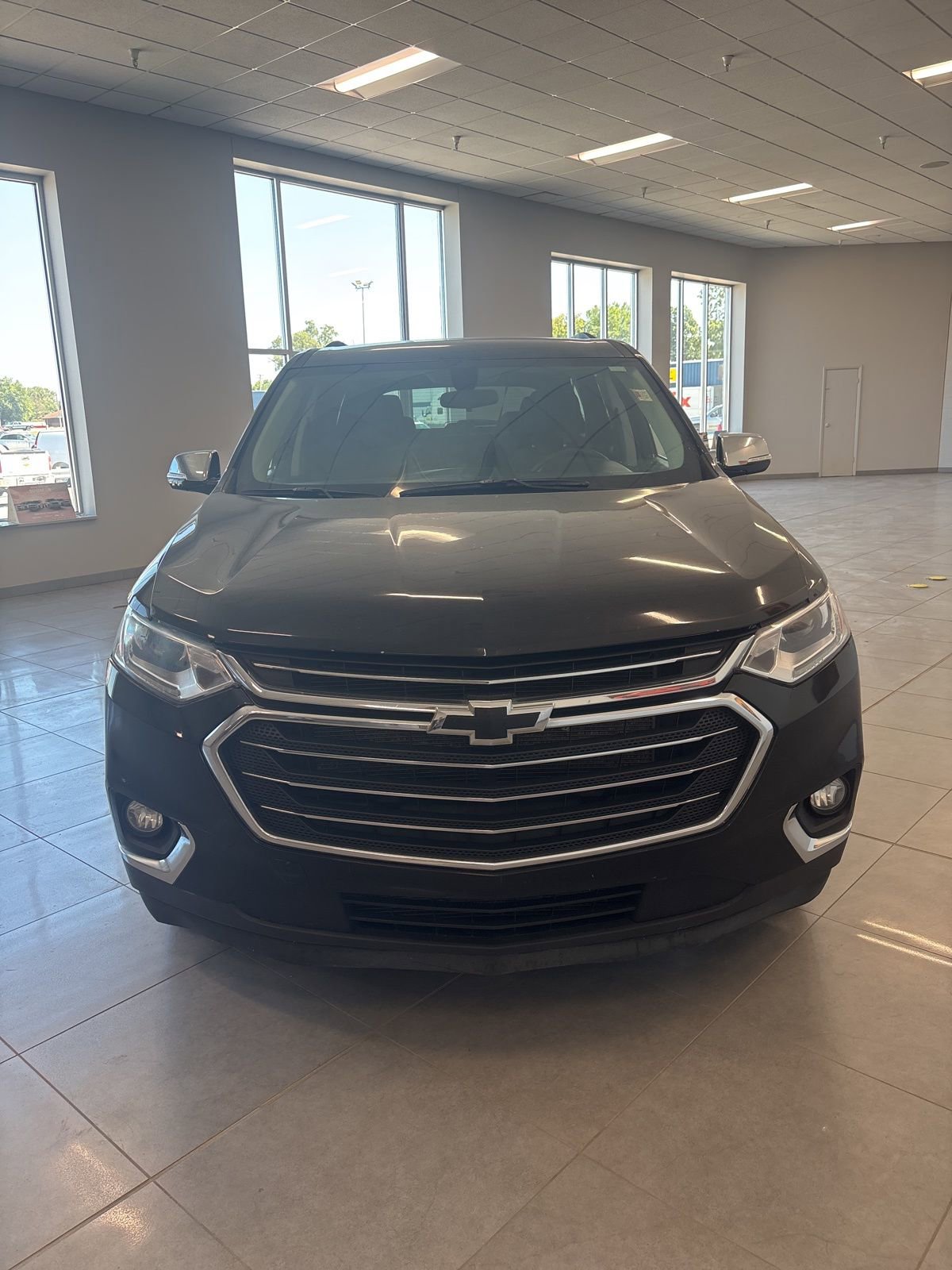 2020 Chevrolet Traverse Cloth photo 2