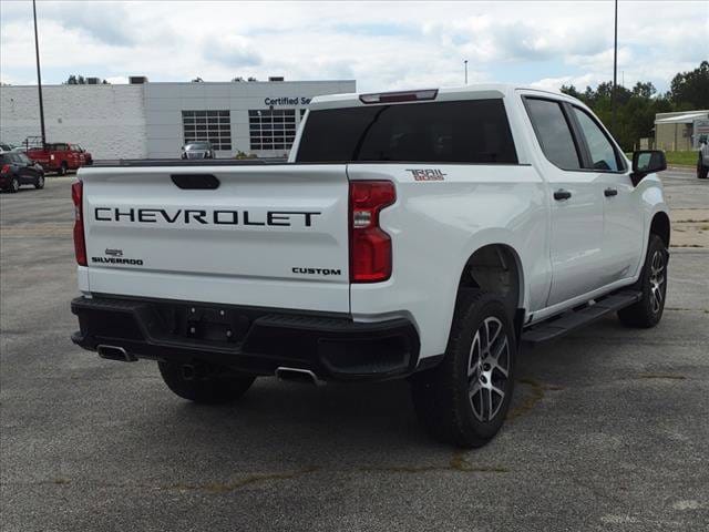 Used 2020 Chevrolet Silverado 1500 Custom with VIN 1GCPYCEF9LZ364357 for sale in Beardstown, IL